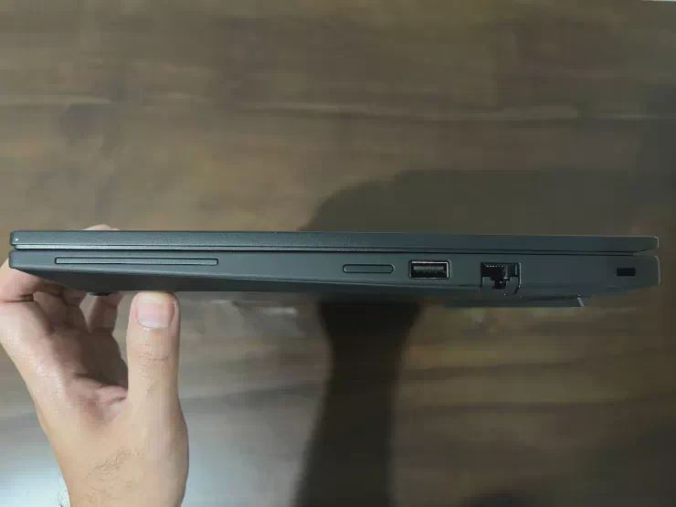 Port Kanan ThinkPad